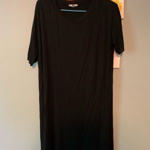 Black t shirt dress